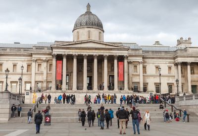 Trafalgar Square evacuated after police incident