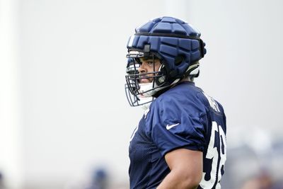 Bears rookie RT Darnell Wright left practice with apparent ankle injury