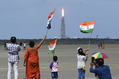 Chandrayaan-3: Historic India mission for moon’s south pole set for landing