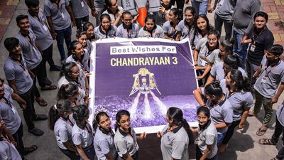 Chandrayaan-3 | Centre asks universities to organise special assemblies to watch Moon landing