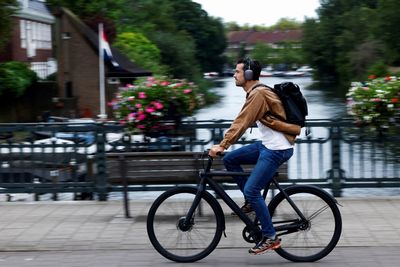 Van poof! Dutch e-bike maker VanMoof goes bankrupt, leaving riders stranded