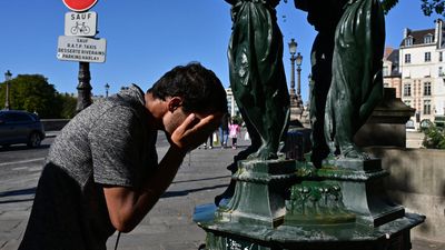 Weather experts warn France's unusually late heatwave is reason for alarm