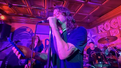 Watch Dave Grohl, Chad Smith and Taylor Hawkins' son Shane cover Led Zeppelin, Queen, AC/DC and Van Halen classics in a pizza joint