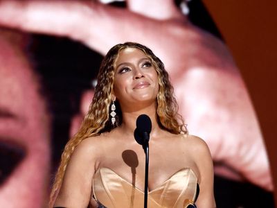 ‘She’s so real for this’: Beyoncé praised for ‘vulnerable’ gesture during live show