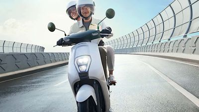 Honda EM1 e: Electric Scooter With Swappable Batteries Heads To Indonesia