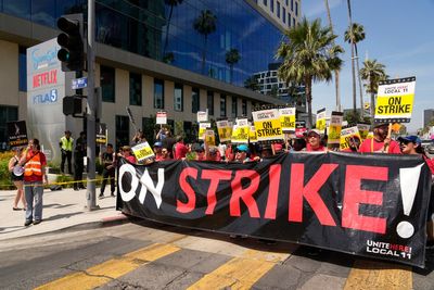 California may pay unemployment to striking workers. But the fund to cover it is already insolvent