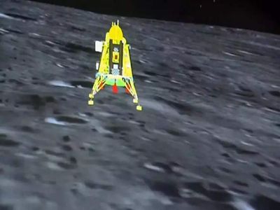 China and India’s Moon rovers take different paths on historic missions