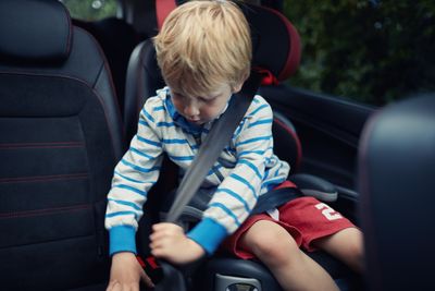 Parents fined up to £373,500 for failing to prevent their child from doing this one thing in the car (and it's totally avoidable)