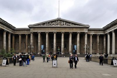 Hundreds of items missing from British Museum since 2013, records show