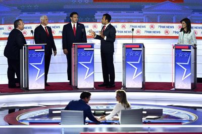 Republican hopefuls shrug when asked about climate crisis during debate