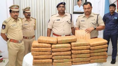 Andhra Pradesh: Tirupati police arrests four ganja smugglers