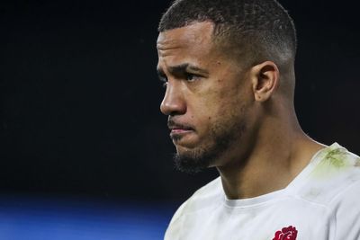 England wing Anthony Watson ruled out of World Cup with calf injury