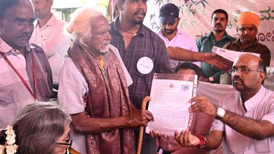 After 62-year fight, nomadic and forest dwelling tribes near Bannerghatta get title deeds