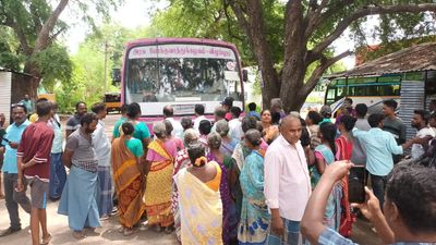 Residents stage road roko near Vellore town to restore bus services