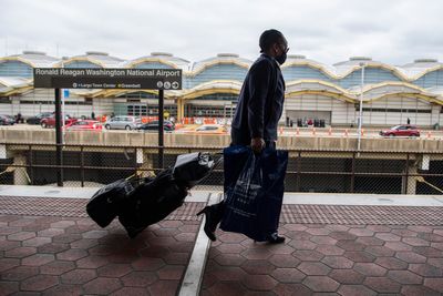 Virginia, Maryland senators dig in against more National flights - Roll Call