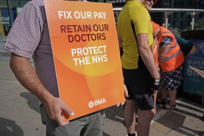Walkout by senior NHS doctors continues as pay dispute shows no sign of ending