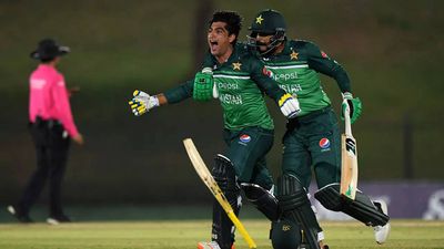 2nd ODI: Rahmanullah Gurbaz's ton in vain as Pakistan clinch last-over thriller for 1-wicket win