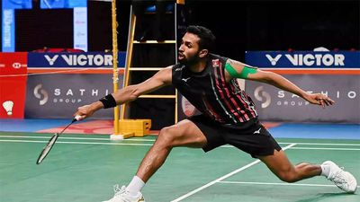 Satwik-Chirag, Prannoy stay on course in Worlds