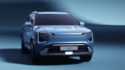 2025 Kia EV5 Revealed As Family-Friendly Compact SUV With Concept Car Looks