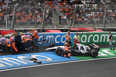 Ricciardo out of F1 Dutch GP with injured hand, Lawson to sub