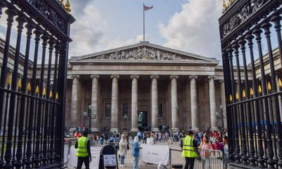 After the British Museum thefts, what other major art heists have there been?