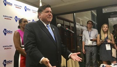 Pritzker sends mixed messages on moratorium of new Illinois nuclear plants