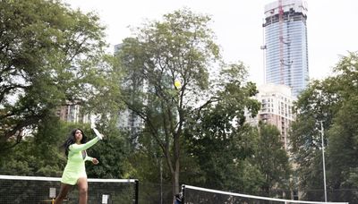 Temporary pickleball courts to open in Lincoln Yards Monday