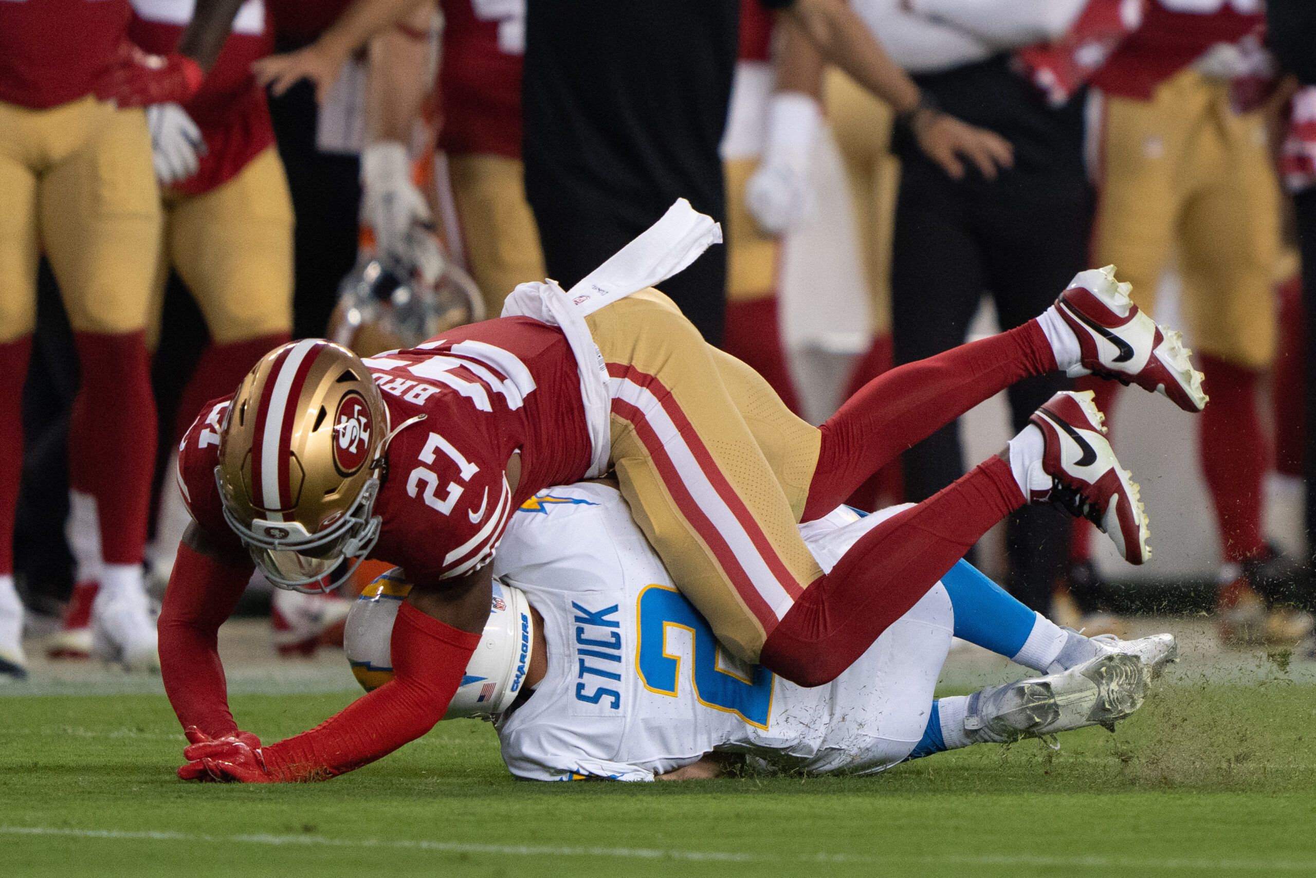 Sam Darnold and Brandon Allen struggle in 49ers 23-12 loss to Chargers