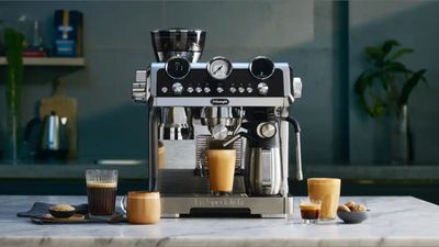 The espresso machine that knocked my favorite off the top spot: the De'Longhi La Specialista Maestro