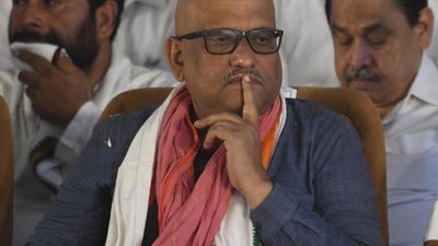 Congress to support SP candidate in Ghosi byelection