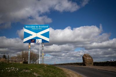 Future white paper will 'address' issue of independent Scotland's border, says FM