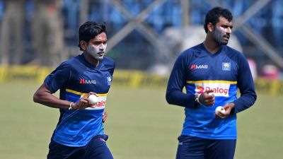 Asia Cup: Setback for Sri Lanka as Chameera, Hasaranga injured; Perera, Fernando test Covid positive