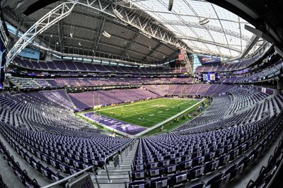 Watch: Vikings employee Paige Jaeger sings the National Anthem