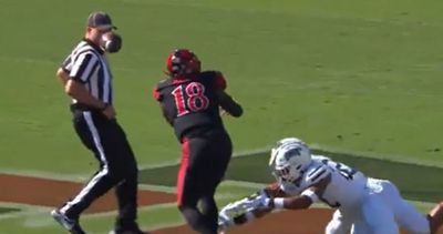 San Diego State Quarterback Accidentally Plunks Official in Face With Errant Throw