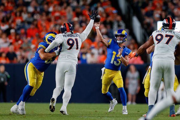 Broncos RB Jaleel McLaughlin scores TD after ejection of Rams DB Tre  Tomlinson