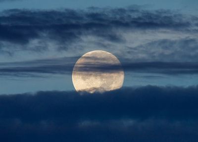 You Need to See the Only Blue Moon of 2023 This Week
