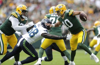 Packers QB Jordan Love’s pocket presence makes him difficult to bring down