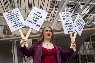Fringe gigs and media coverage 'harder for trans people to get', comic says