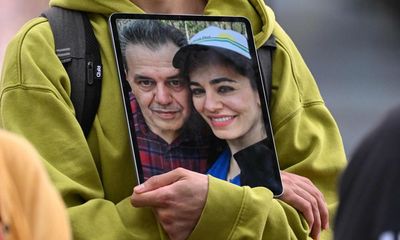 Nazanin Zaghari-Ratcliffe’s husband criticises US-Iran prisoners release deal