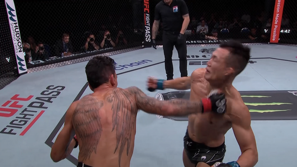 UFC: Max Holloway knocks out 'Korean Zombie' and retires him from