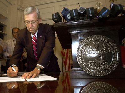 Former 2-term Republican Tennessee Gov. Don Sundquist dies at 87