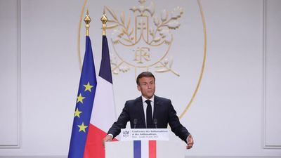 Macron calls for strengthening French diplomacy to tackle changing world order