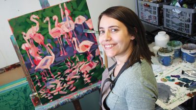 How to paint a flamingo using negative shapes