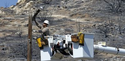 Shutting off power to reduce wildfire risk on windy days isn’t a simple decision – an energy expert explains the trade-offs electric utilities face