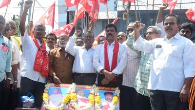 Rich tributes paid to Basheerbagh firing victims in Vijayawada