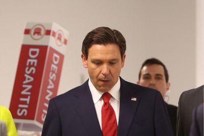 Ron DeSantis booed at Jacksonville vigil