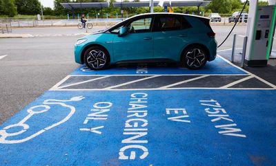 Hundreds more rapid charging points installed in UK to help drivers go electric