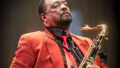 Chico Freeman to honor his famous father, ‘my hero’ Von Freeman, at Chicago Jazz Festival
