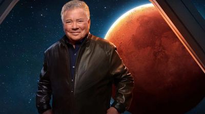 William Shatner of 'Stars on Mars' on colonizing planets, swatting Aussie flies and healing Earth (exclusive)