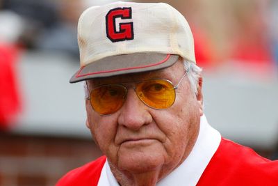 Sonny Seiler of Georgia football mascots and "Midnight in the Garden of Good and Evil" dies at 90